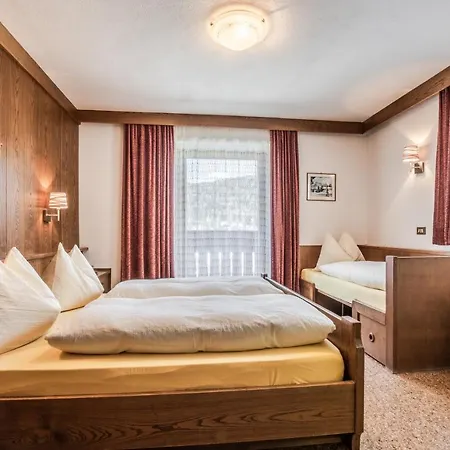 Bed & Breakfast Garni *
