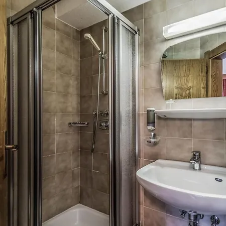 Garni Bed & Breakfast